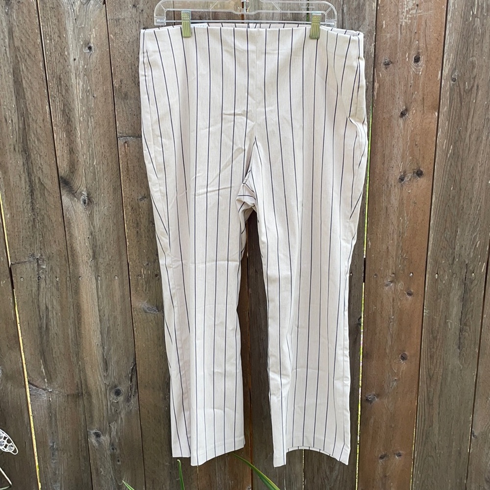 Calvin Klein women’s casual pants size XL new with tags
